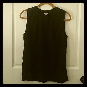 Sleeveless top with side slits